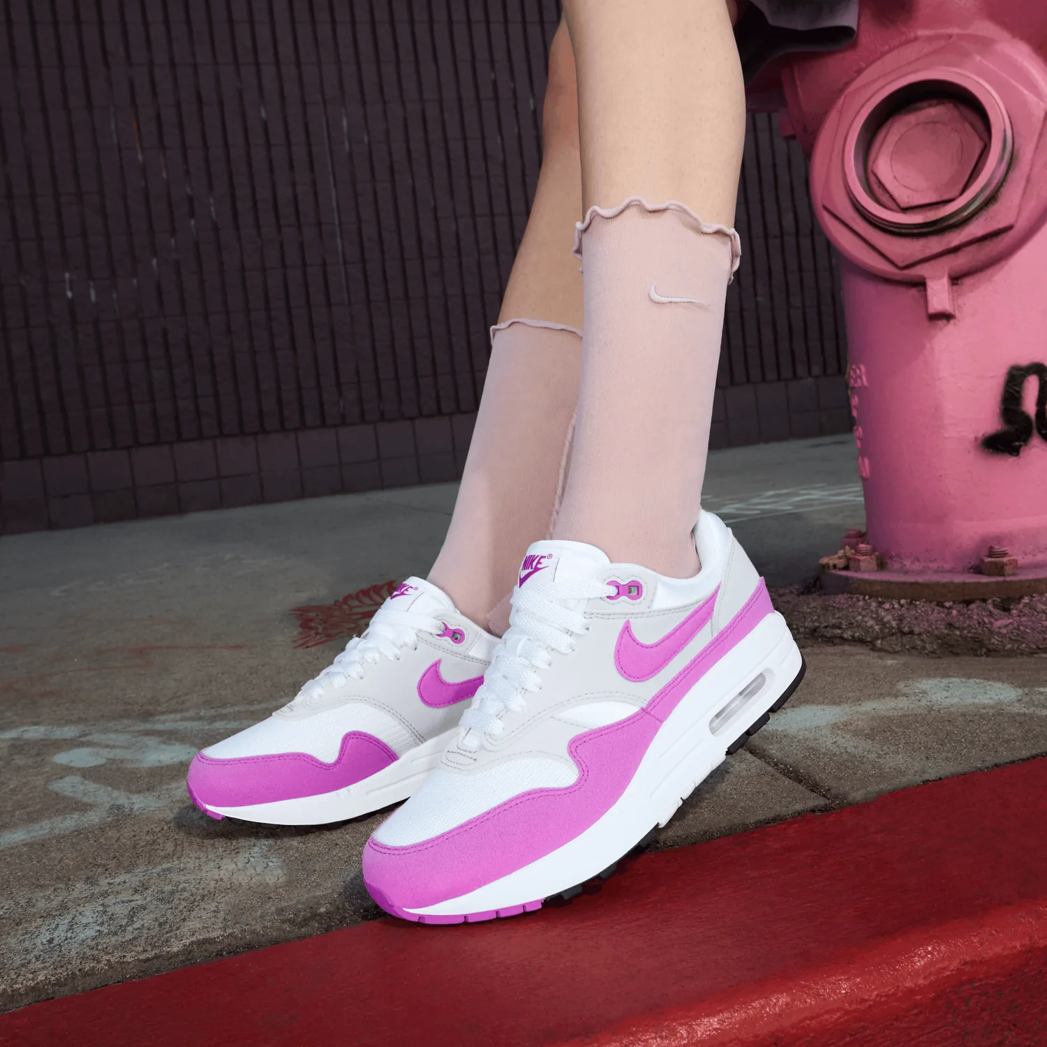 Nike Air Max 1 Fuchsia Dream (W) image 3