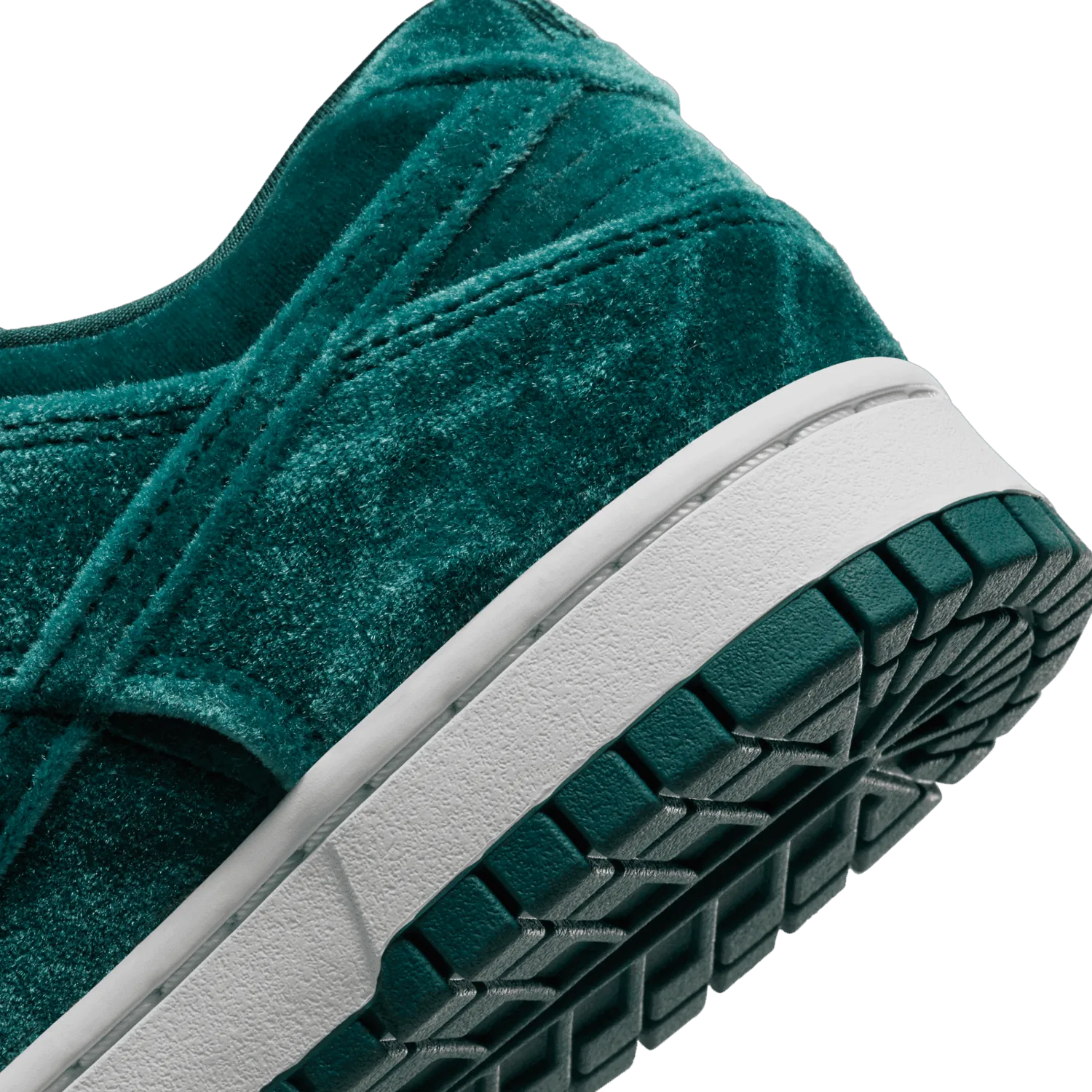 Nike Dunk Low Green Velvet (W) image 7