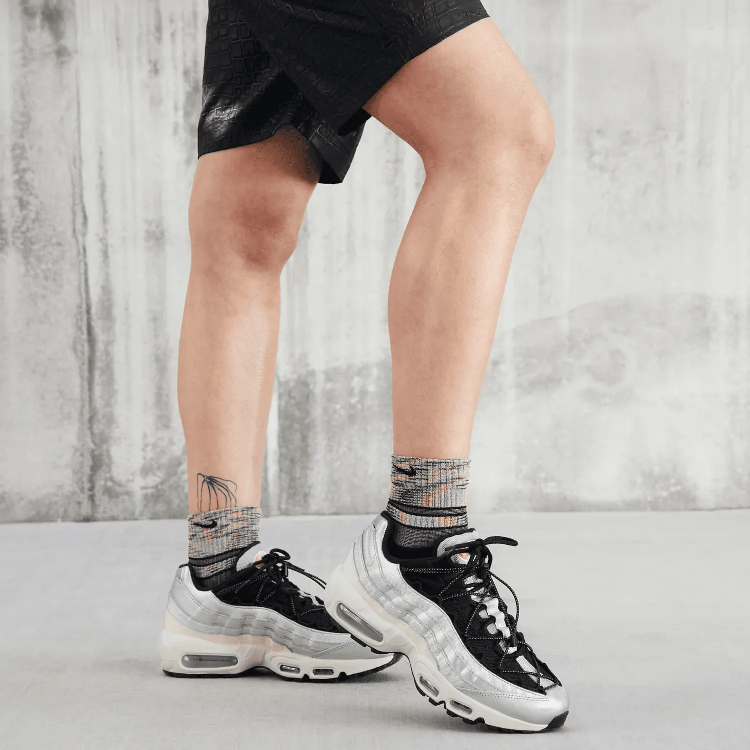 Nike WMNS Air Max 95 Toggle Metallic Silver image 5