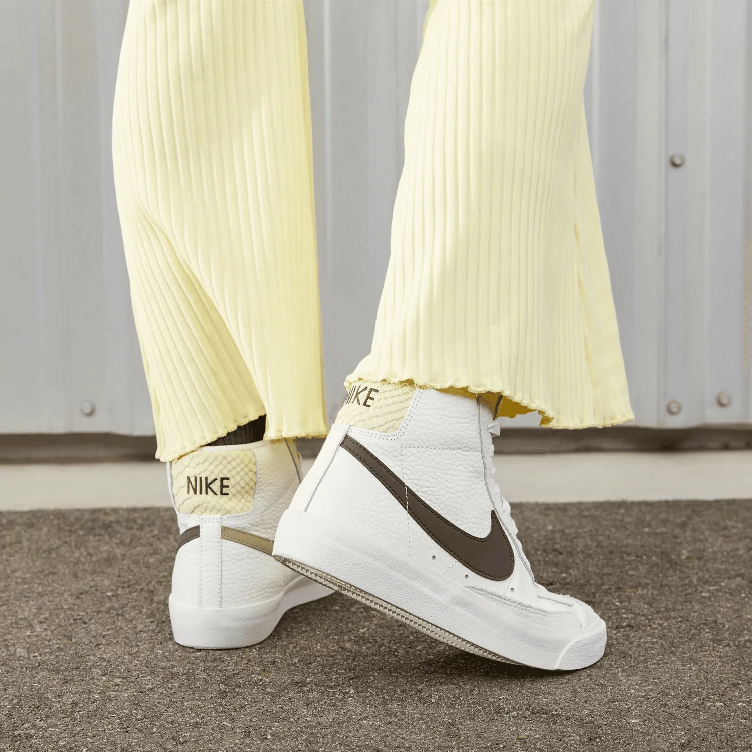 Nike Blazer Mid 77 Python Heel (W) image 9