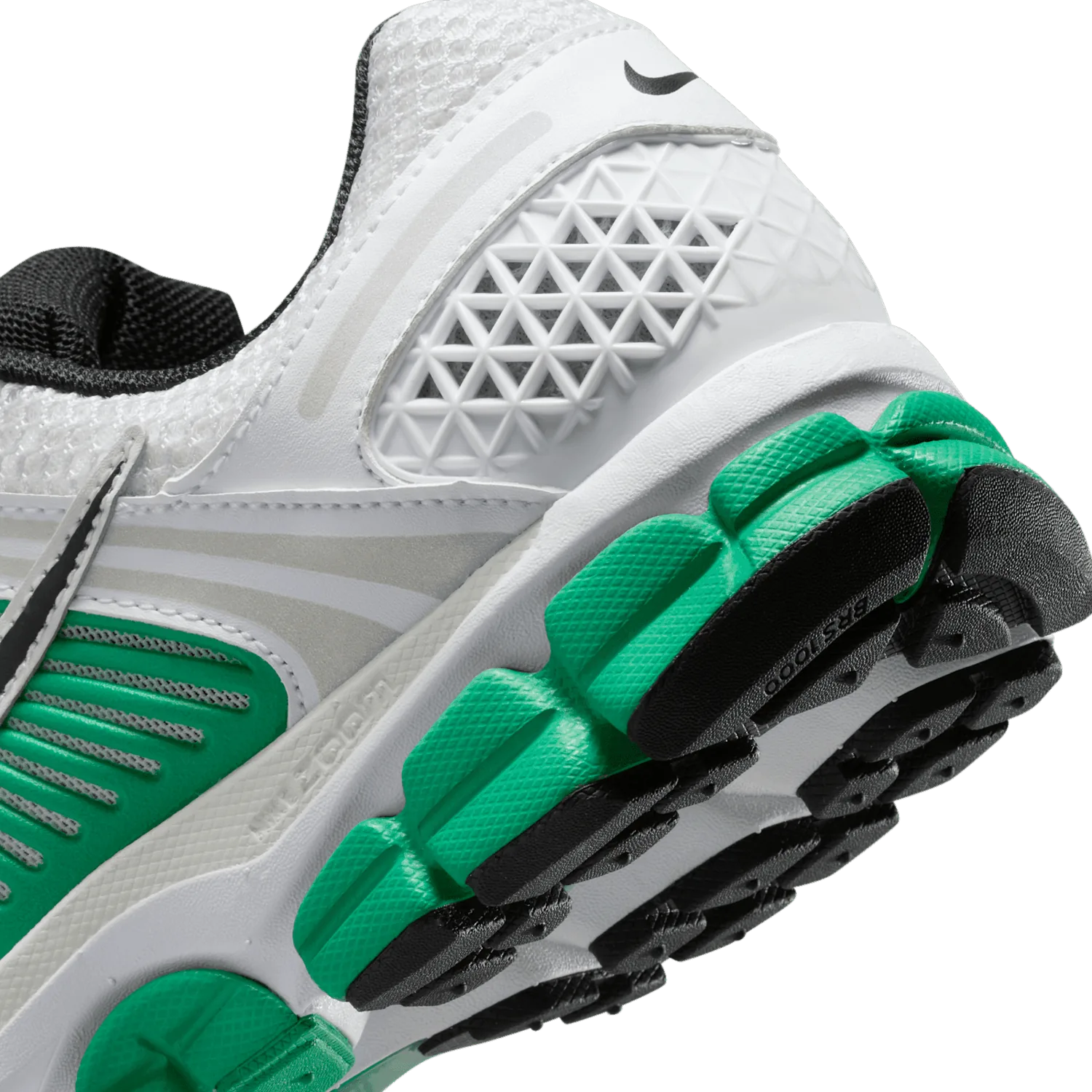 Nike Zoom Vomero 5 Celtics (W) image 4