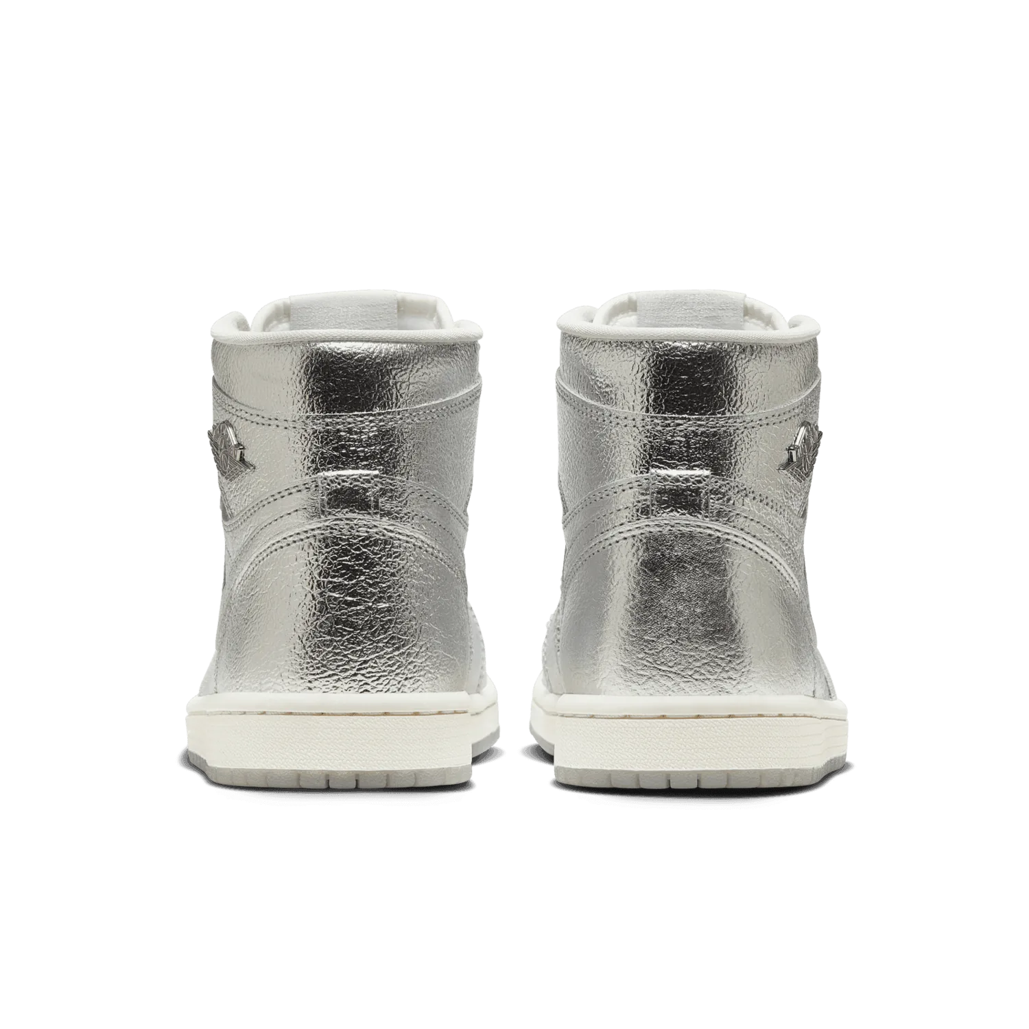 Air Jordan 1 Retro High OG Chrome (W) image 4