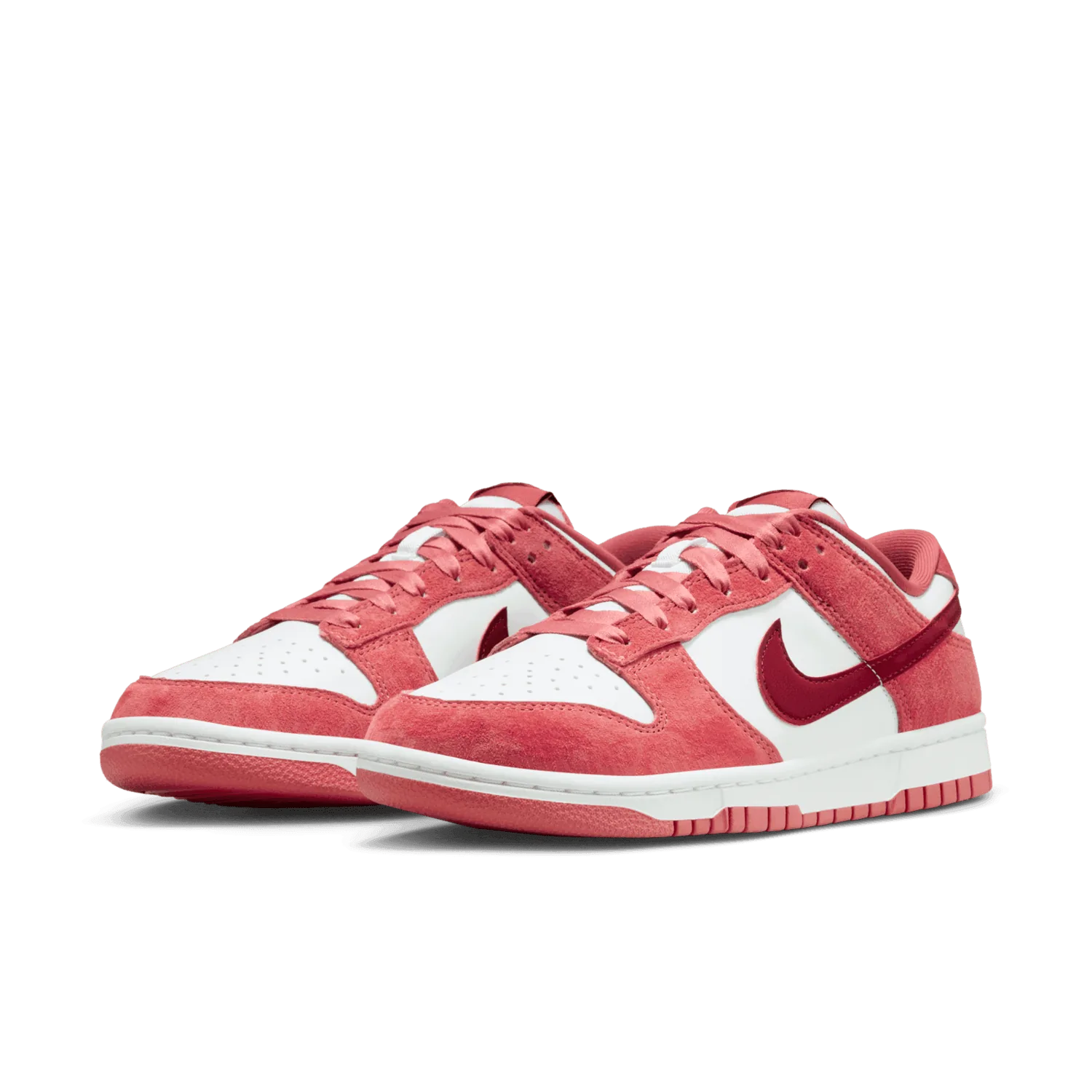 Nike Dunk Low Valentine's Day (2024) (W) image 4