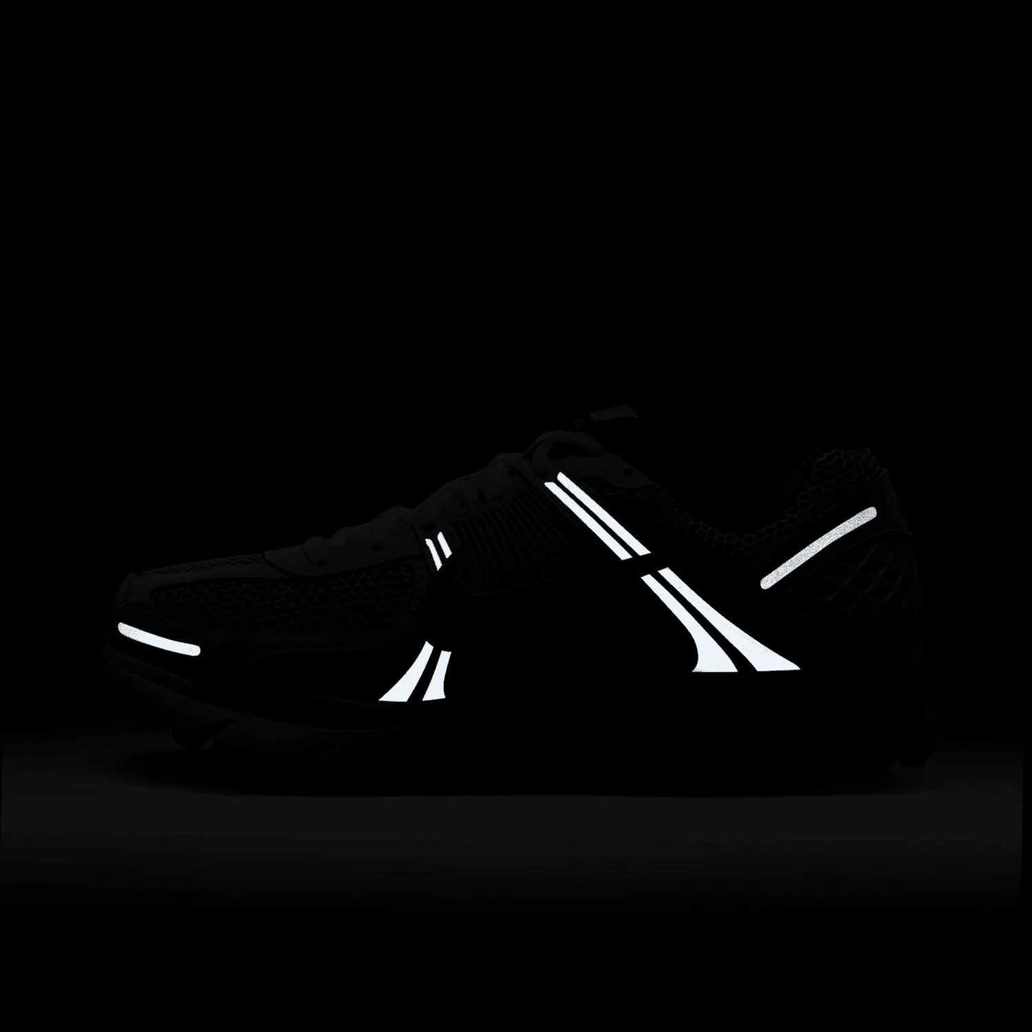 Nike Zoom Vomero 5 Platinum Tint Light Armory Blue (W) image 2
