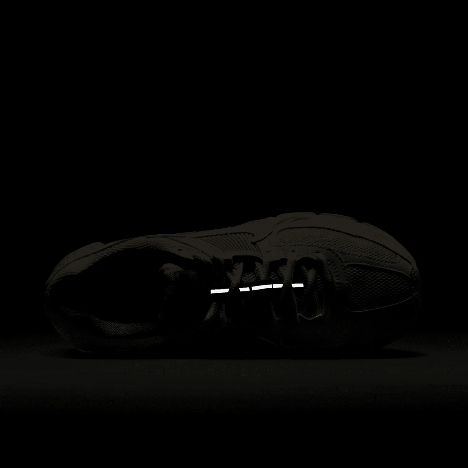 Nike Zoom Vomero 5 Valentine's Day (W) image 11