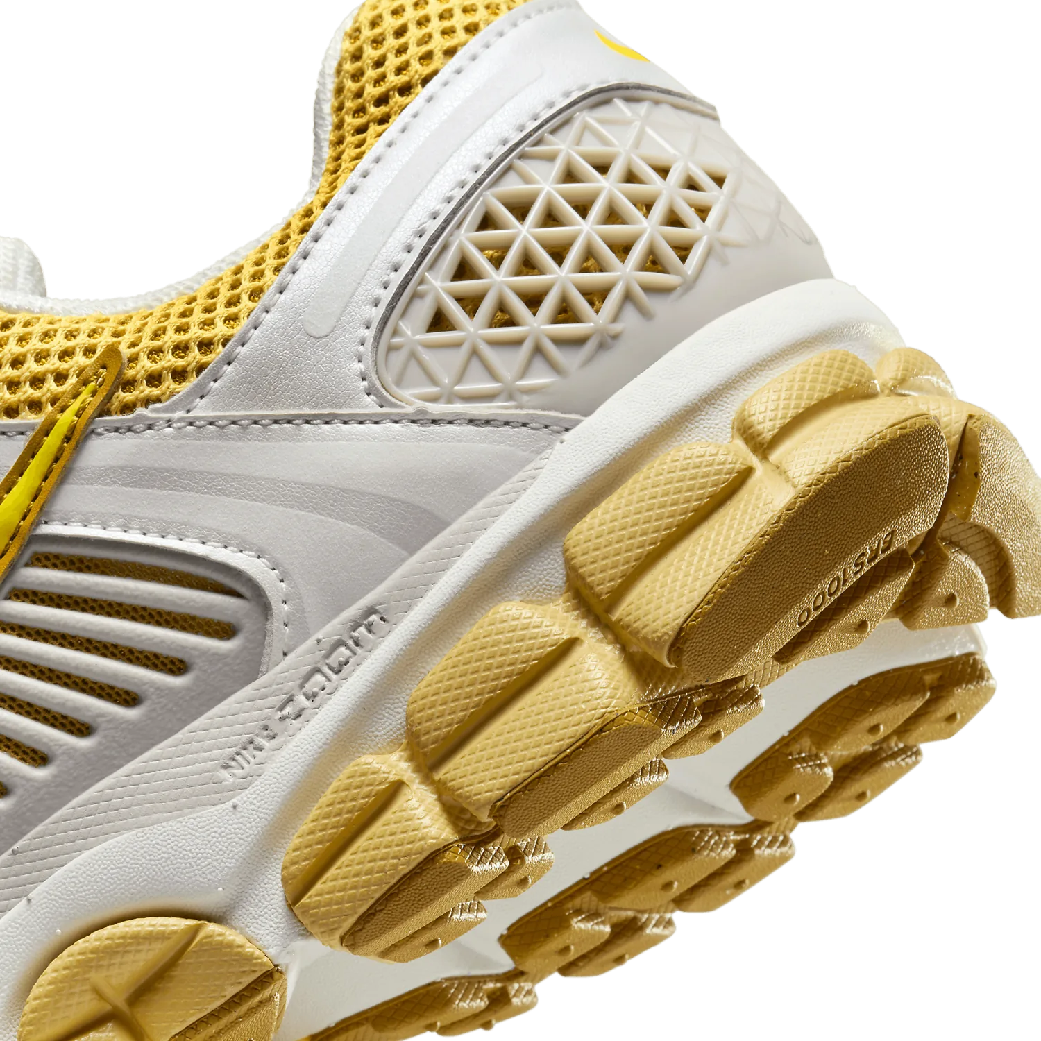 Nike Zoom Vomero 5 Bronzine Lightning (W) image 6
