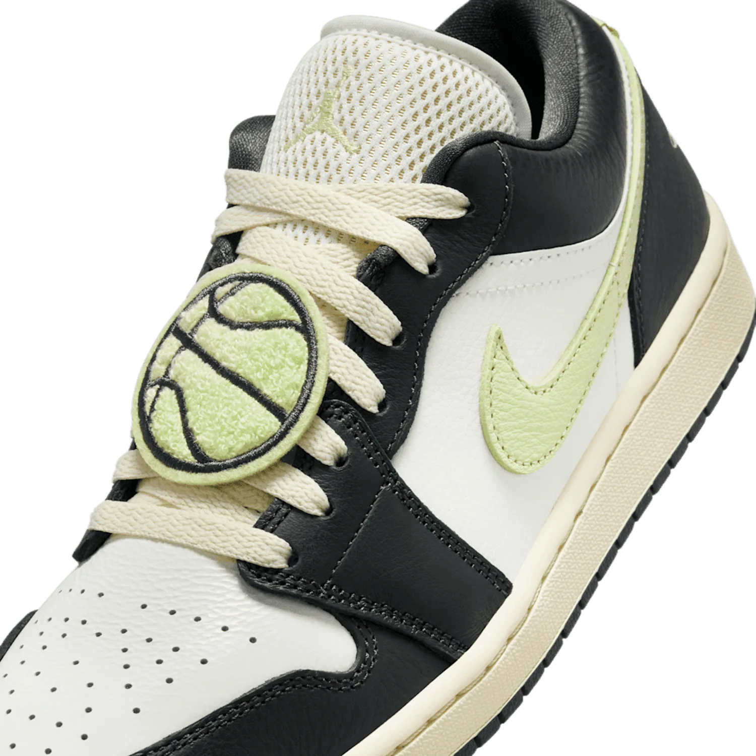 Air Jordan 1 Low SE Fall League (W) image 4
