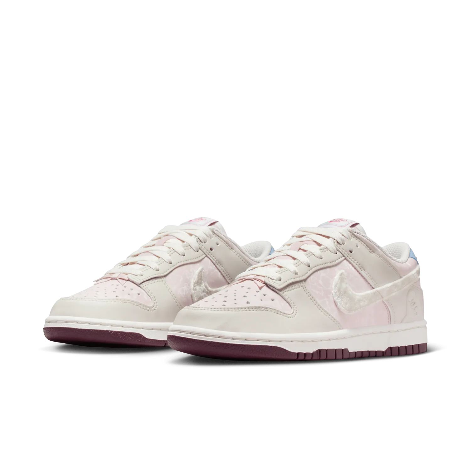 Nike Dunk Low Valentine's Day 2026 (W) image 4